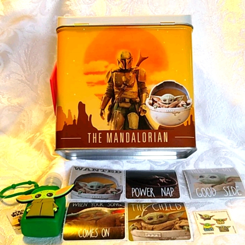 Baby Yoda Coin/Cash Bank LOT